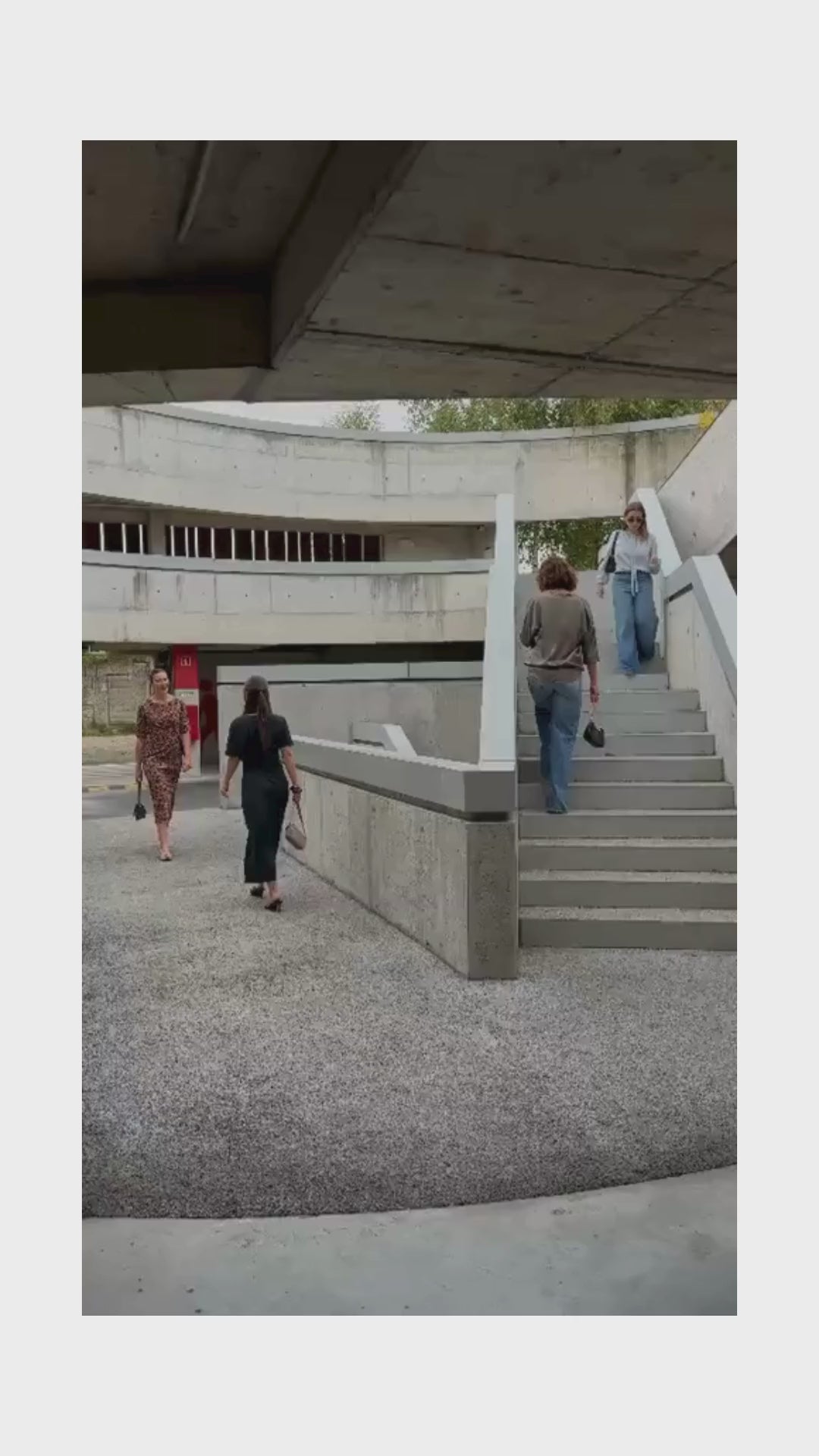 Carregar vídeo: 